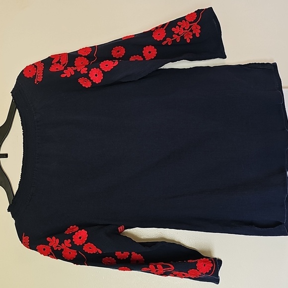 KC KHAKIS & CO top in size small. - Picture 4 of 5